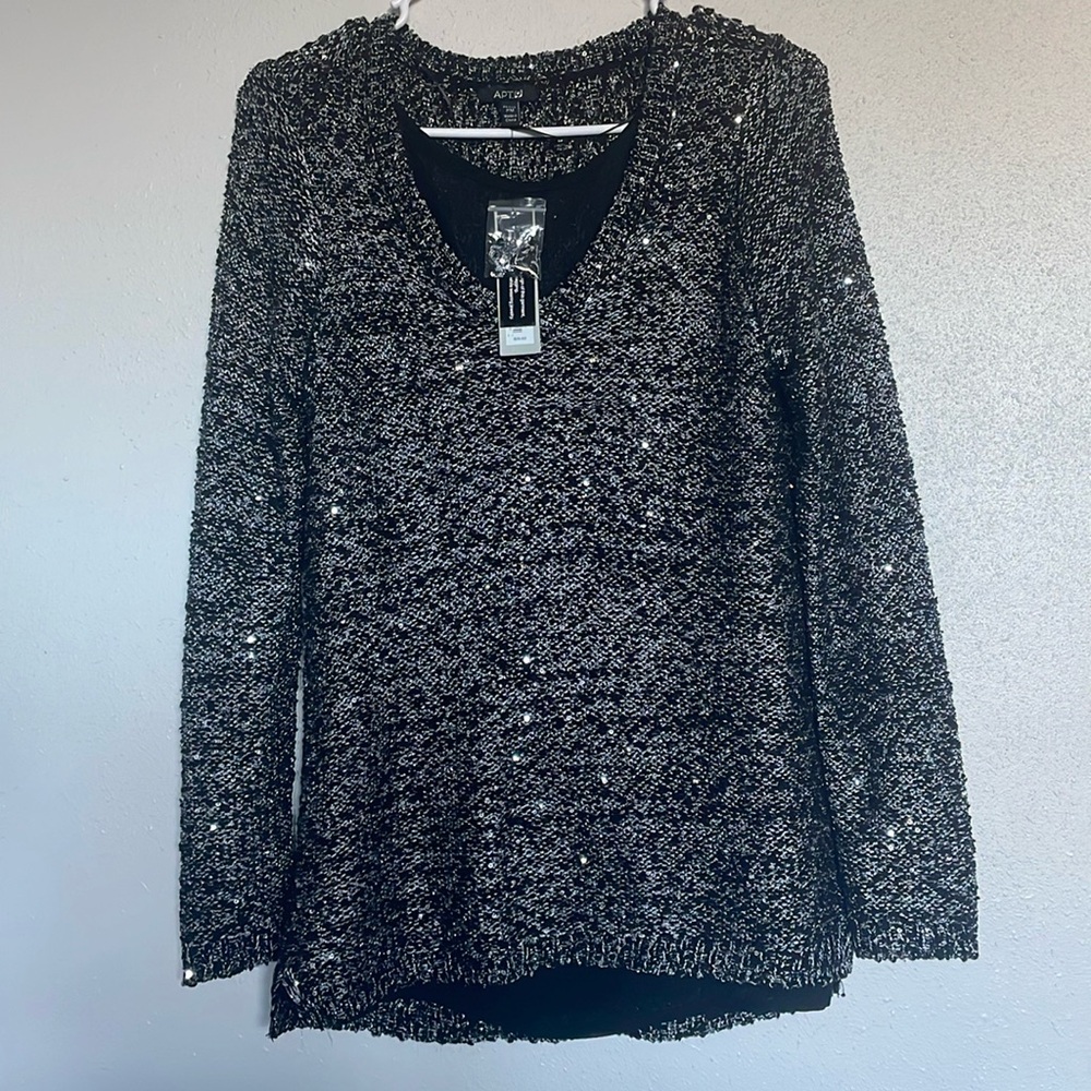 Brand new Apt 9 sequin top